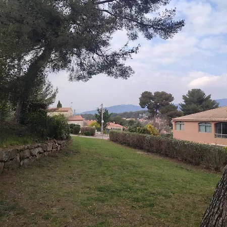 Oree Des Pins * Sanary-sur-Mer
